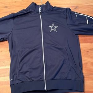 Mens Medium Full Zip Nike Jacket.  New Condition